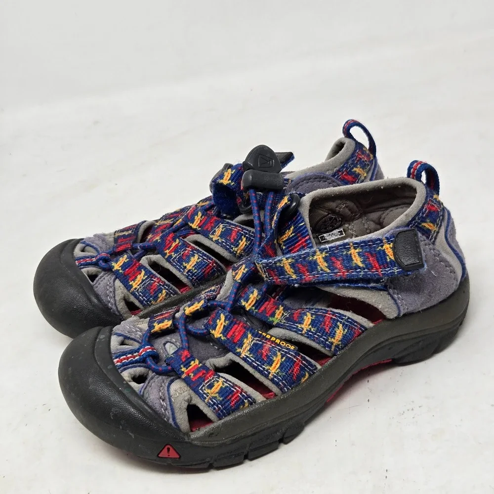 Keen Newport H2 Kids Sandals Gray Blue Red Patterned Waterproof Shoes Size 11 US
